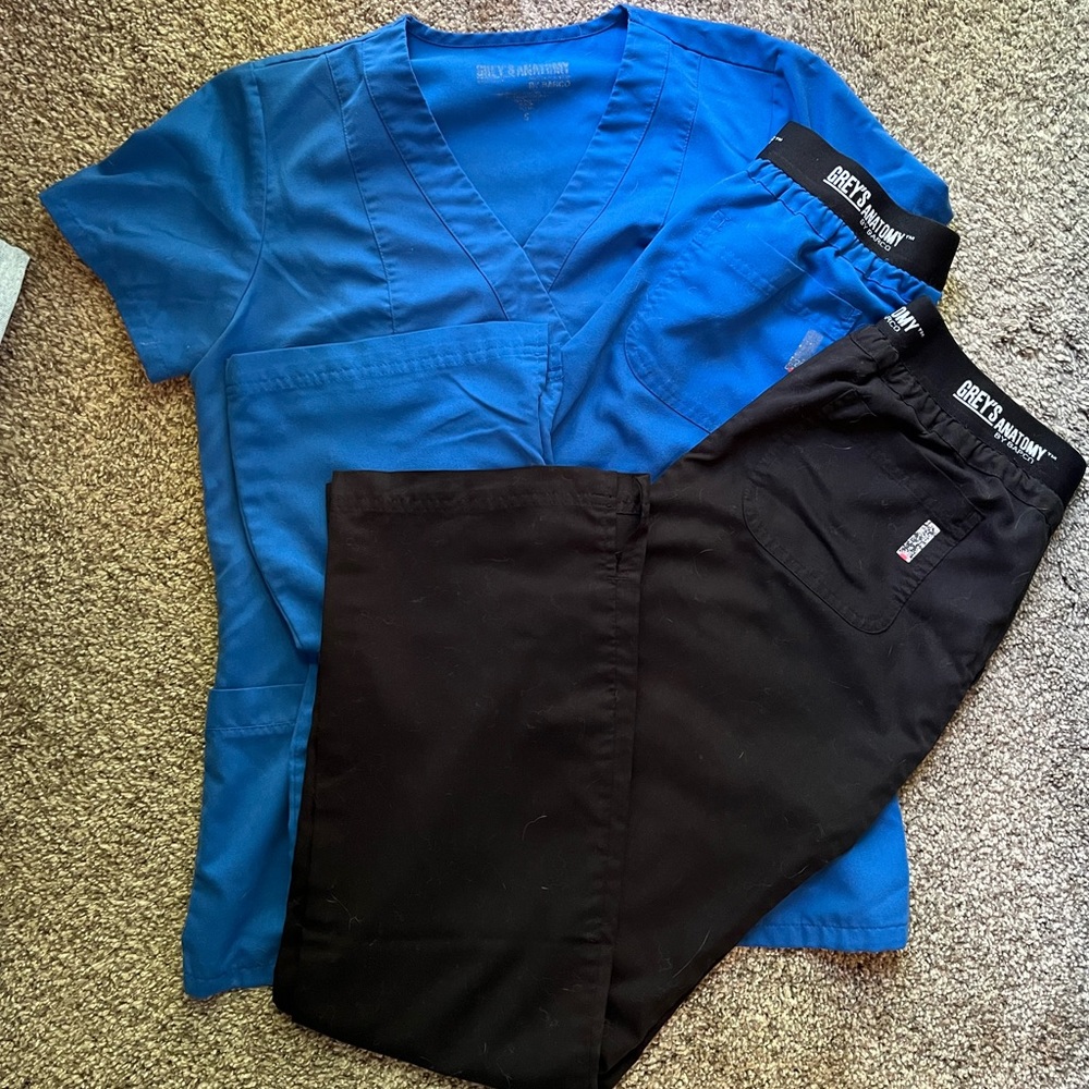 Greys Anatomy Scrub Set